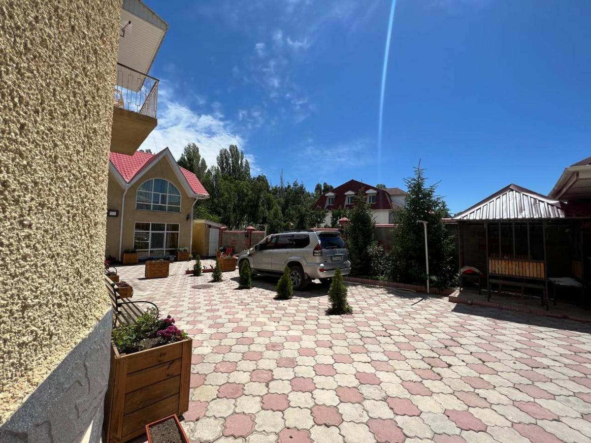 Tan Nuru Guest House Гостевой Дом Тан Нуру Cholponata Buitenkant foto