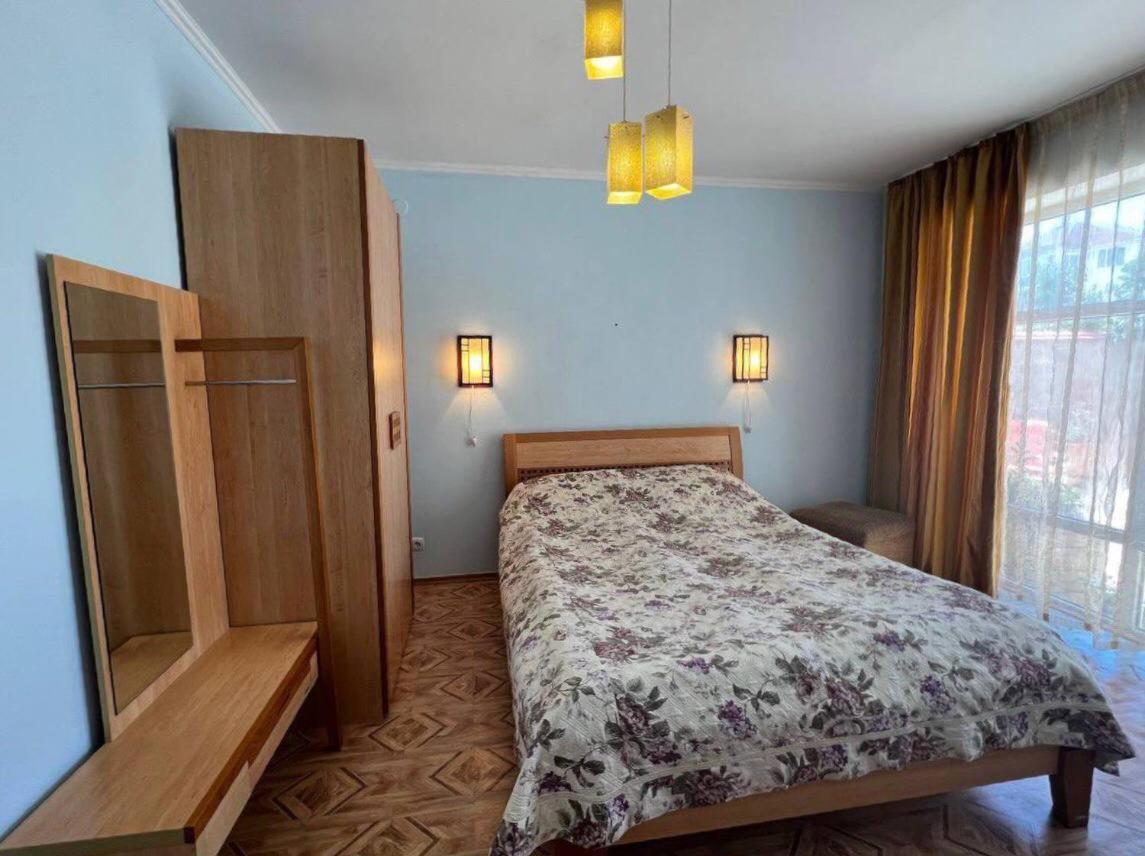 Tan Nuru Guest House Гостевой Дом Тан Нуру Cholponata Buitenkant foto