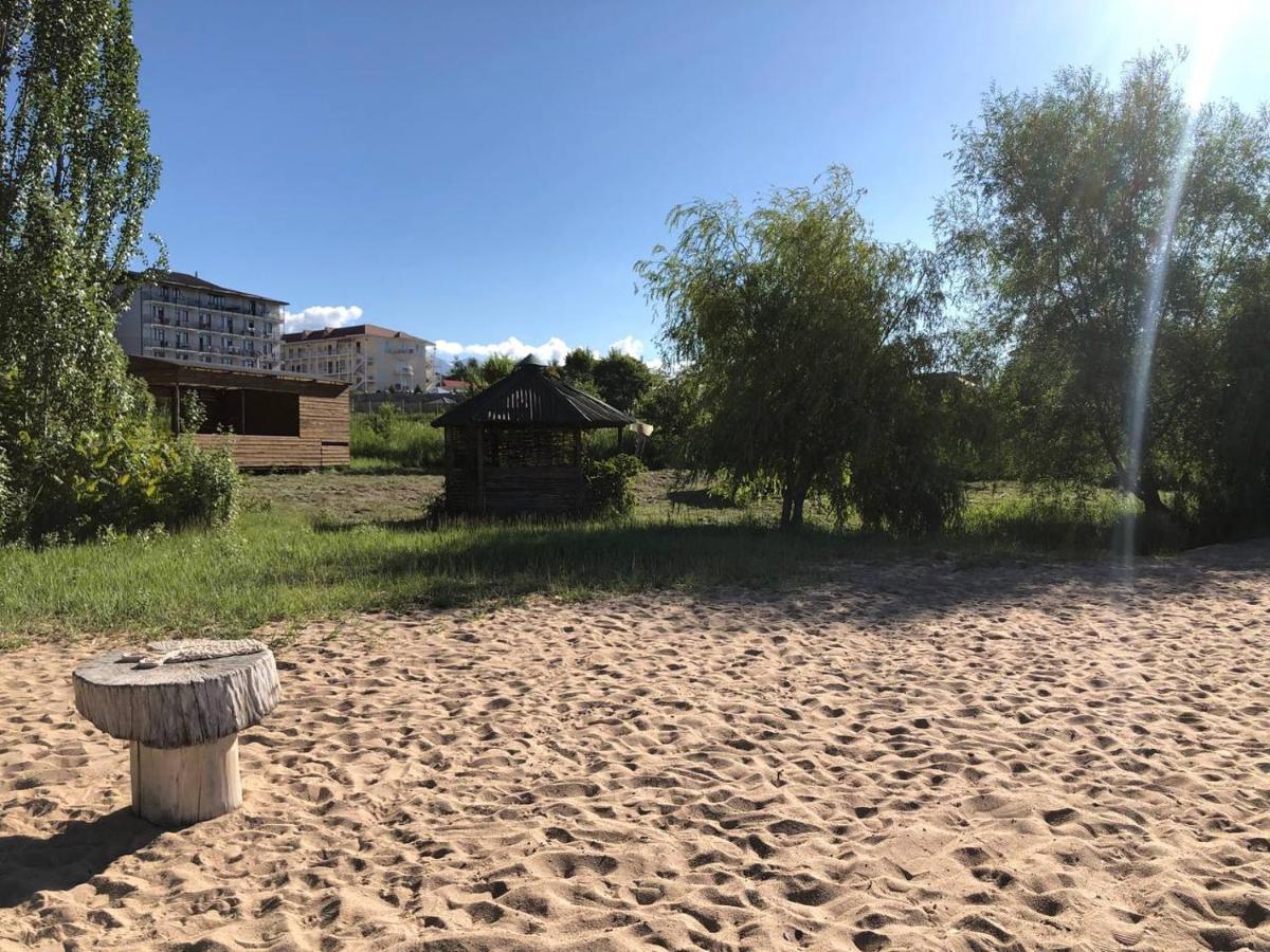 Tan Nuru Guest House Гостевой Дом Тан Нуру Cholponata Buitenkant foto