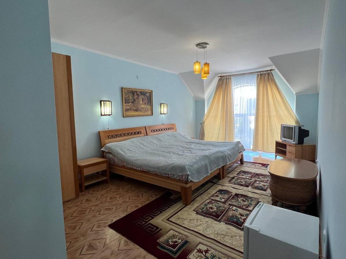 Tan Nuru Guest House Гостевой Дом Тан Нуру Cholponata Buitenkant foto