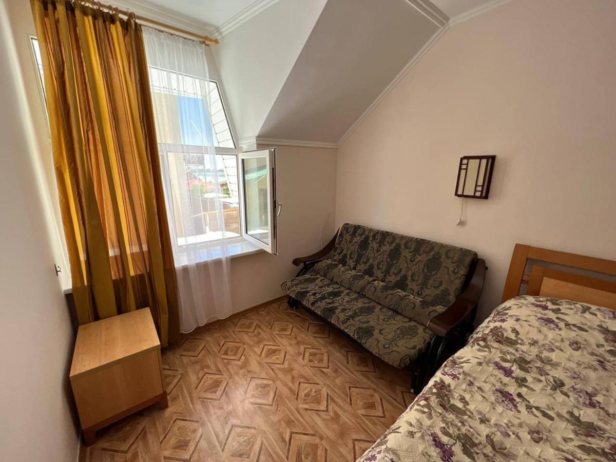 Tan Nuru Guest House Гостевой Дом Тан Нуру Cholponata Buitenkant foto