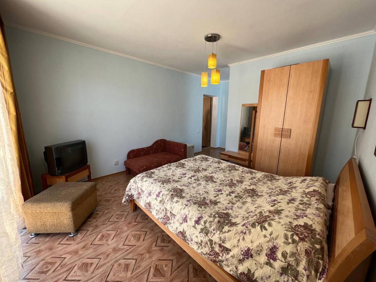 Tan Nuru Guest House Гостевой Дом Тан Нуру Cholponata Buitenkant foto