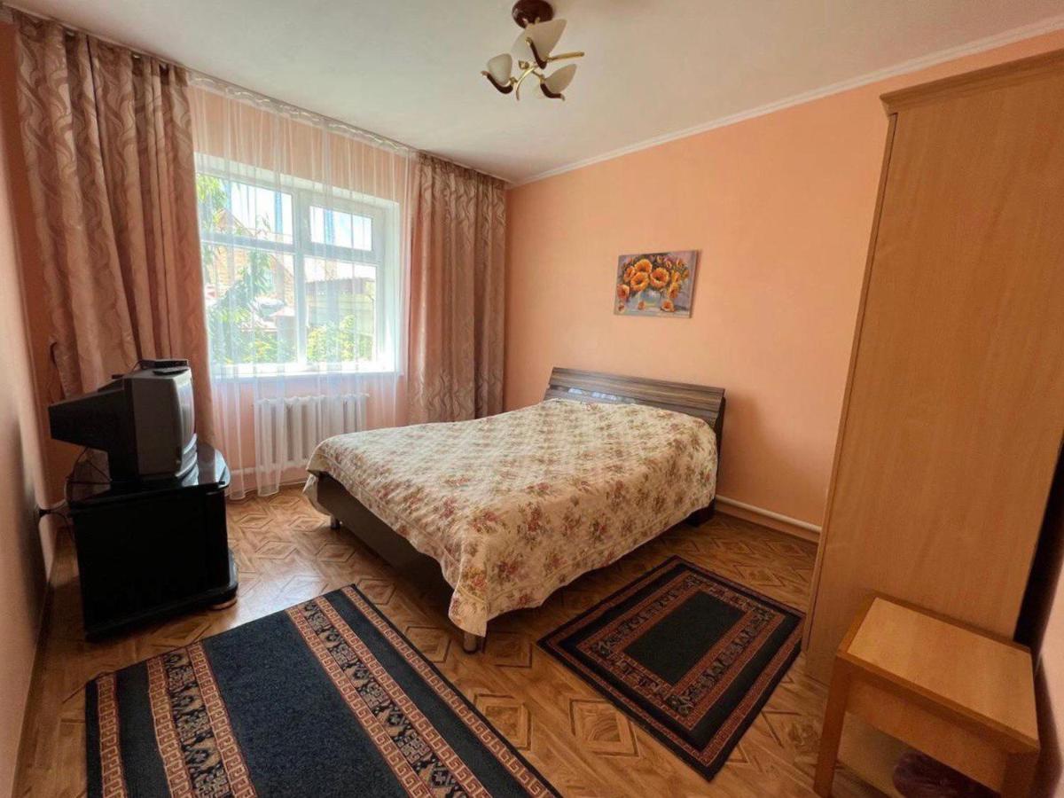 Tan Nuru Guest House Гостевой Дом Тан Нуру Cholponata Buitenkant foto