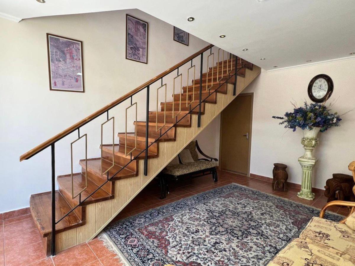 Tan Nuru Guest House Гостевой Дом Тан Нуру Cholponata Buitenkant foto