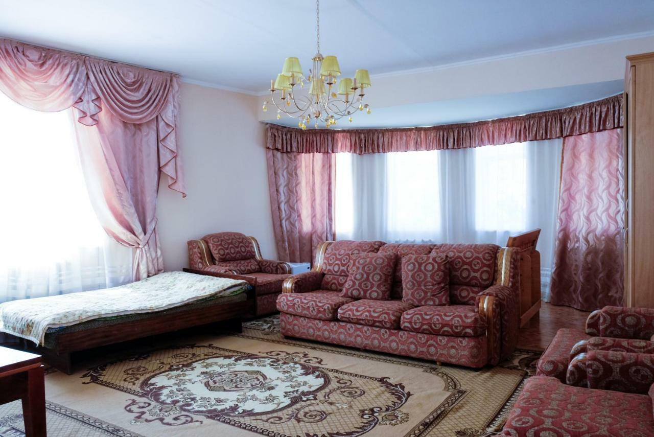 Tan Nuru Guest House Гостевой Дом Тан Нуру Cholponata Buitenkant foto